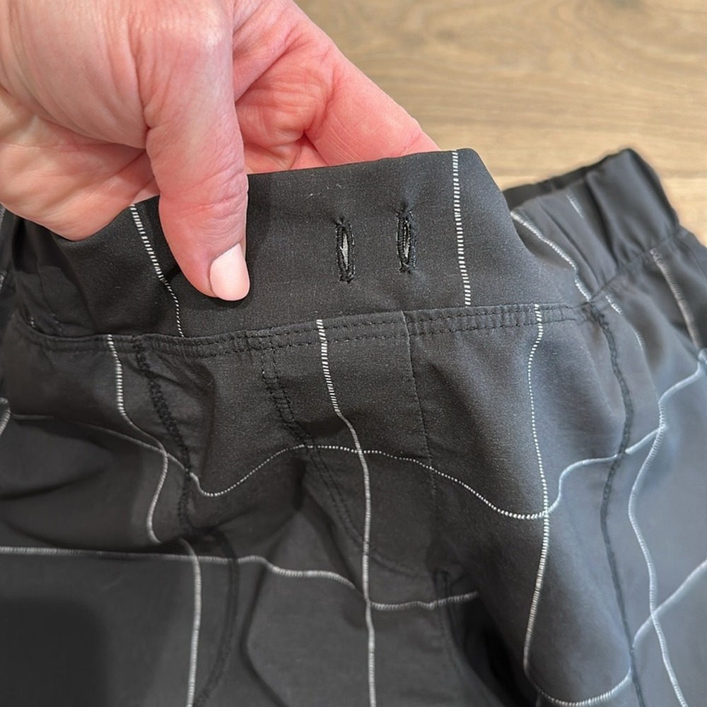 ALBION Black Windowpane Jetsetter Nylon Lightweight Jogger Pant Sz Small Petite - Picture 13 of 14